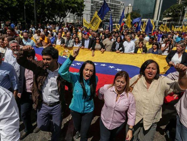 Exige oposición elecciones en Venezuela