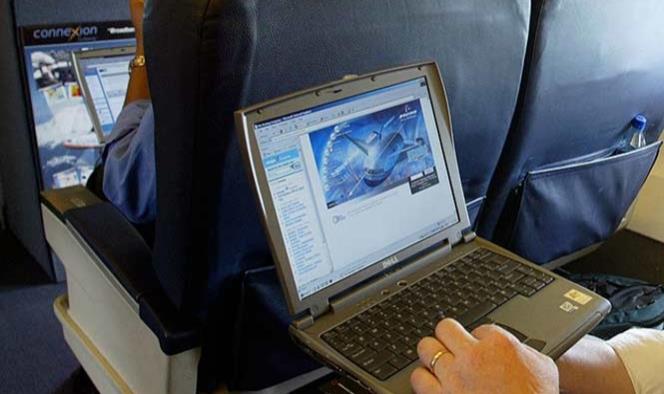 Reino Unido emula a EU: también prohíbe dispositivos electrónicos en vuelos
