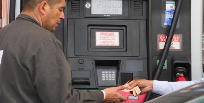 Profeco multará 12 gasolineras con 800 mil pesos por negarse a verificación