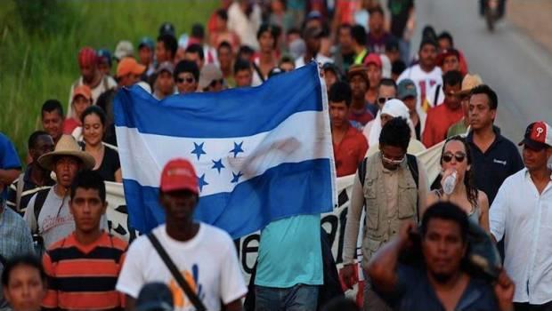 Evo Morales condena represión a caravana migrante