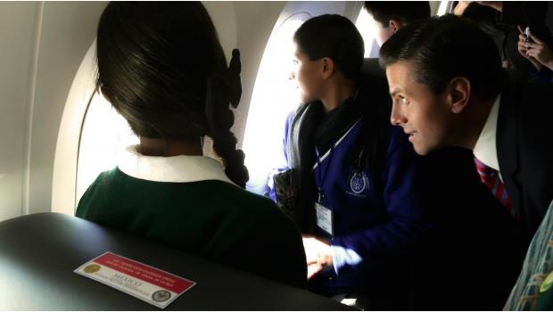 Primer vuelo de Peña Nieto como presidente costó lo que 15 viajes de AMLO