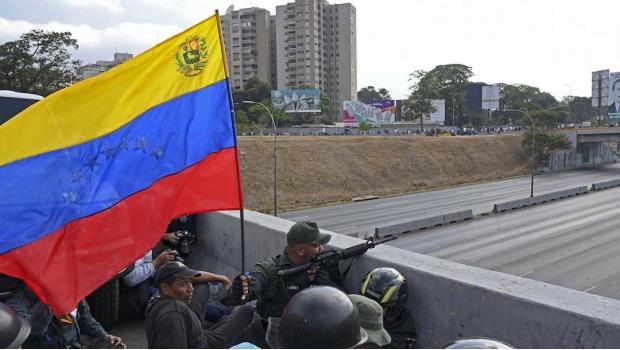 México expresa preocupación por posible derramamiento de sangre en Venezuela