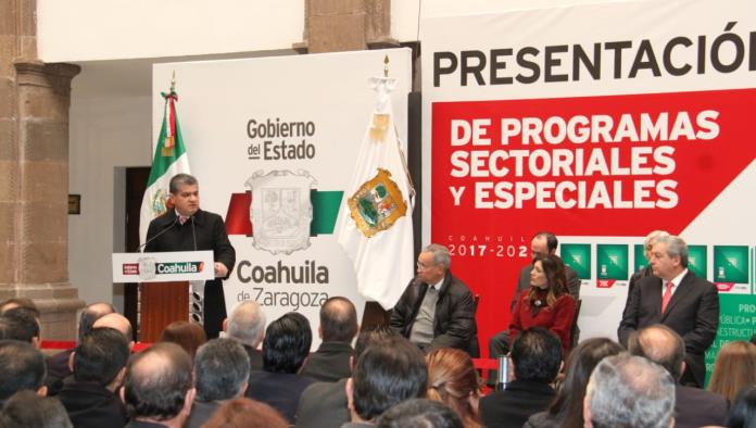 Presenta gobernador programas sectoriales y especiales de Coahuila