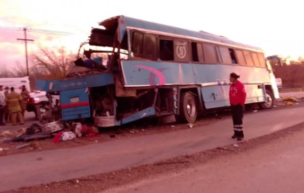 Identifican a tres personas fallecidas del camionazo