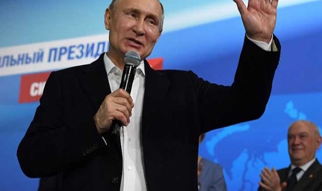Promete Putin rebajar tensión mundial
