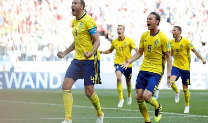 Suecia supera a Corea con el VAR como aliado