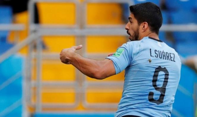Uruguay avanza en el Mundial; Arabia, segunda eliminada