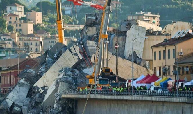 Suman 37 muertos en Italia tras derrumbe de puente