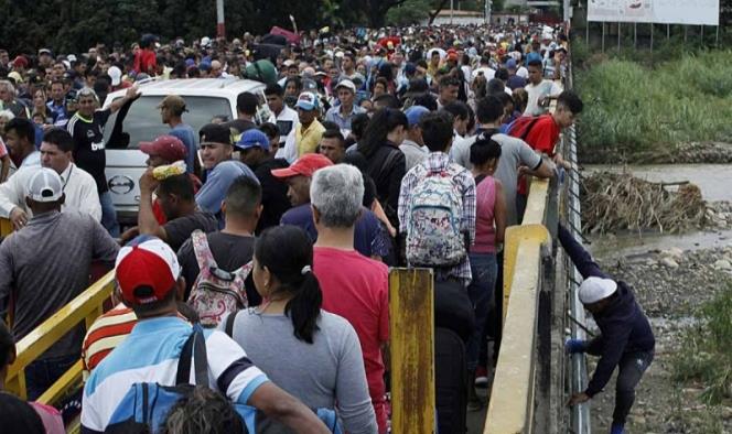 Por crisis migratoria, Colombia declararía emergencia en frontera