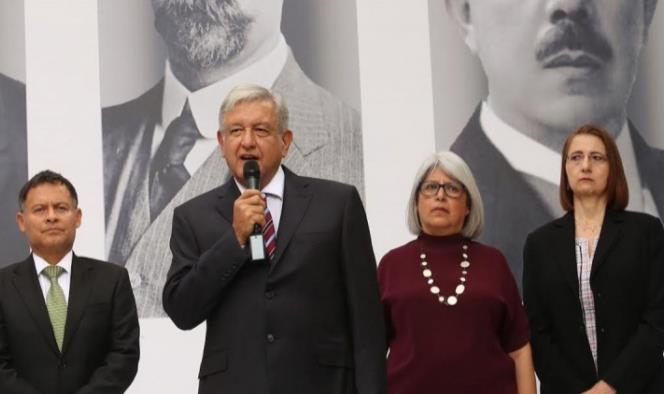 López Obrador da a conocer programas prioritarios en Economía