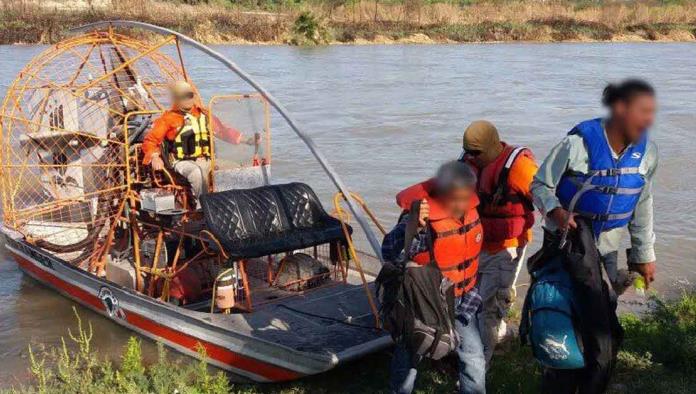Rescata grupo Beta a hondureños en el Río Bravo