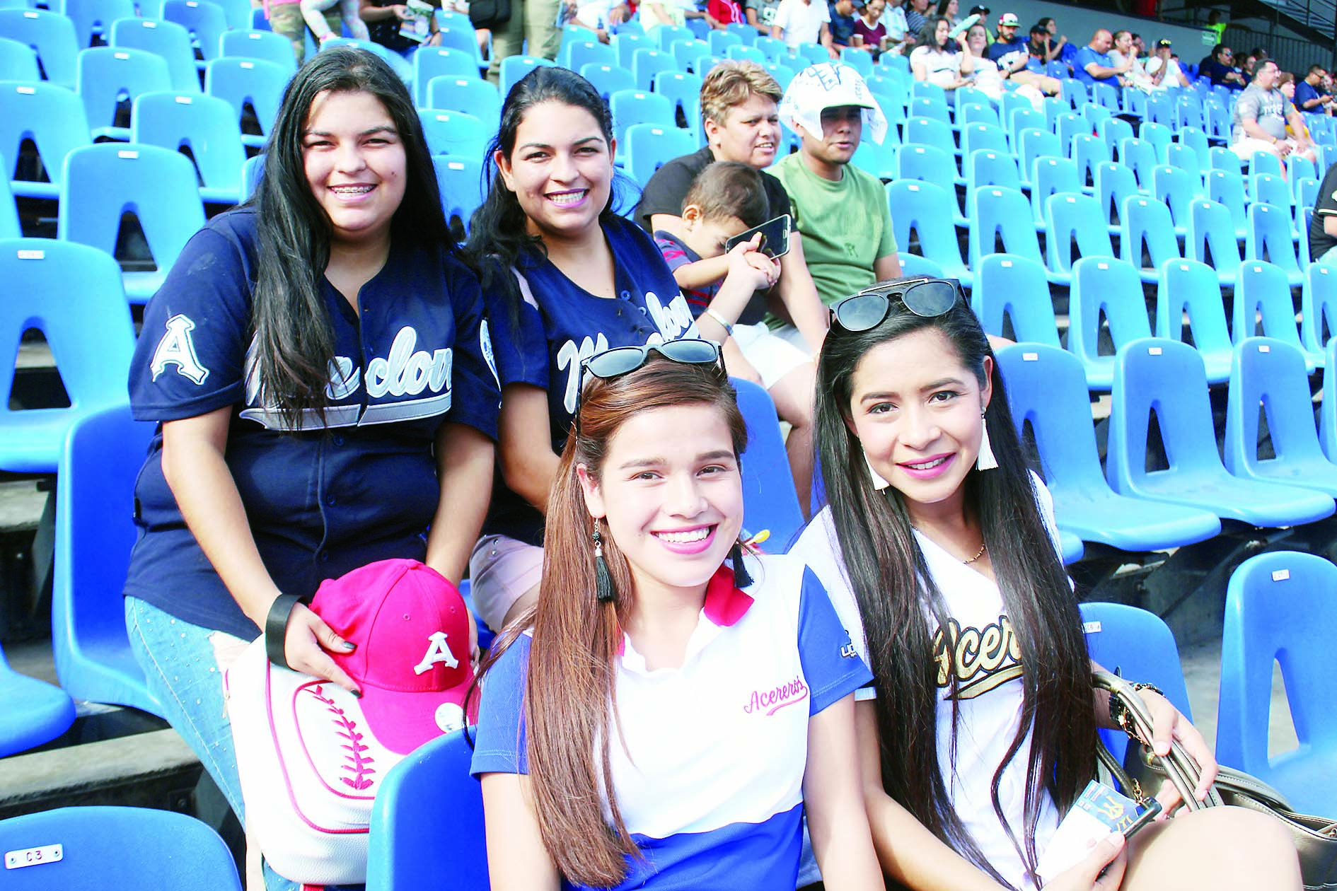 La Voz de la Afición Invade el Palacio Sultán