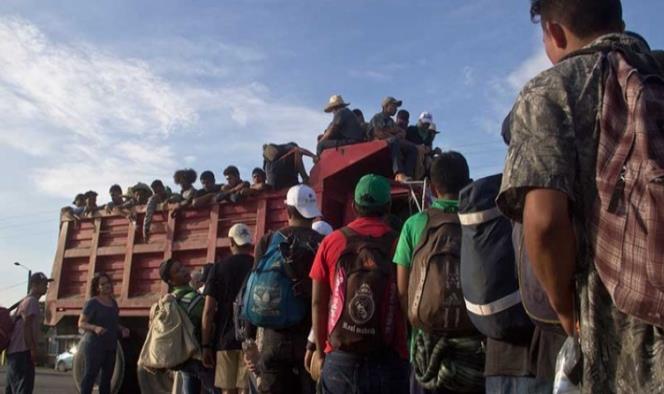 Tercera caravana de migrantes se acerca a México