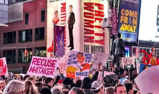 Cientos de personas protestan contra Trump en Nueva York