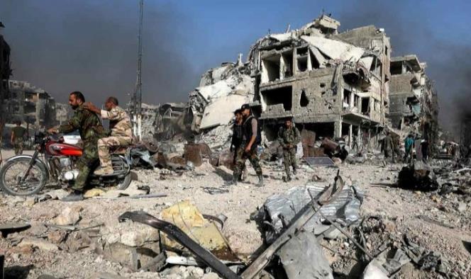 Bombardeo de EU y aliados en Siria deja al menos 43 muertos