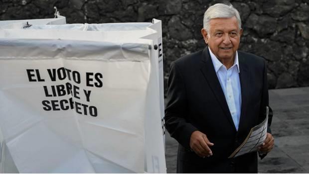AFP ubica a AMLO como presidente de México