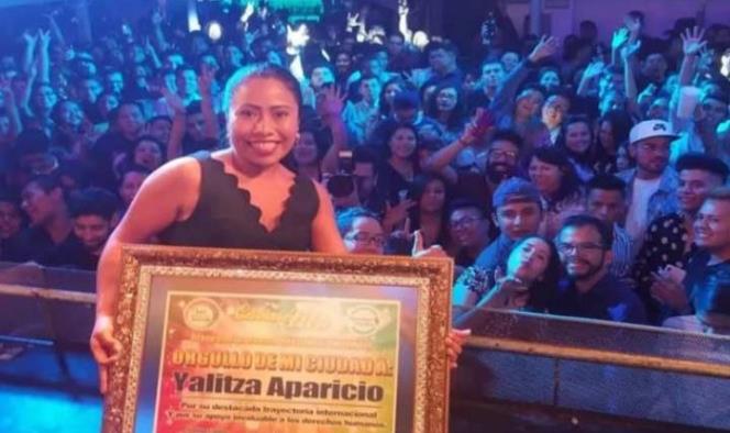 Yalitza recibe reconocimiento de parte de la comunidad LGBT