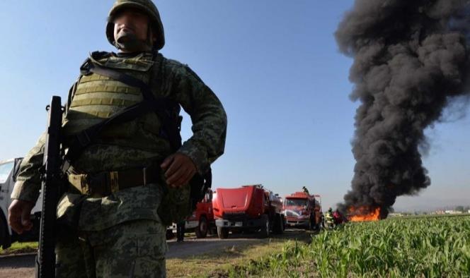 Despliegan a 900 militares en instalaciones de Pemex