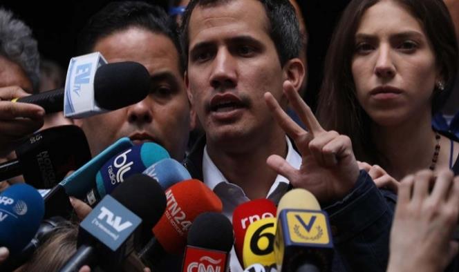 Guaidó anuncia control de activos de Venezuela en el exterior