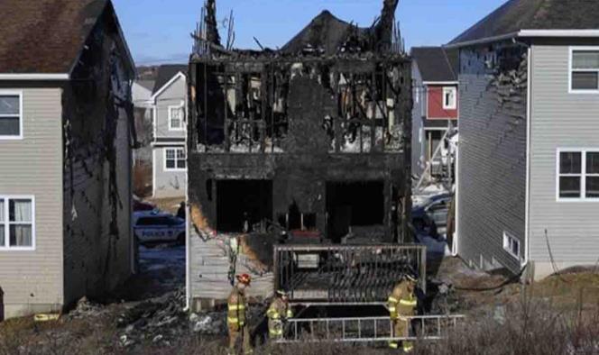 Mueren siete niños tras terrible incendio en Canadá