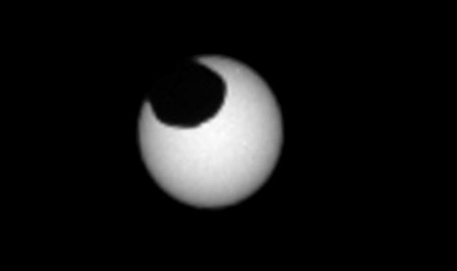 NASA difunde imágenes de dos eclipses solares en Marte