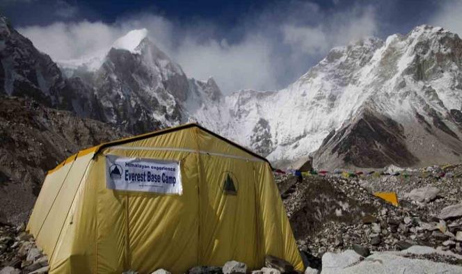 Científicos medirán altura del Everest; dicen que se encogió
