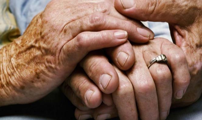 Juntos por siempre: Pareja cumplen 77 años de matrimonio