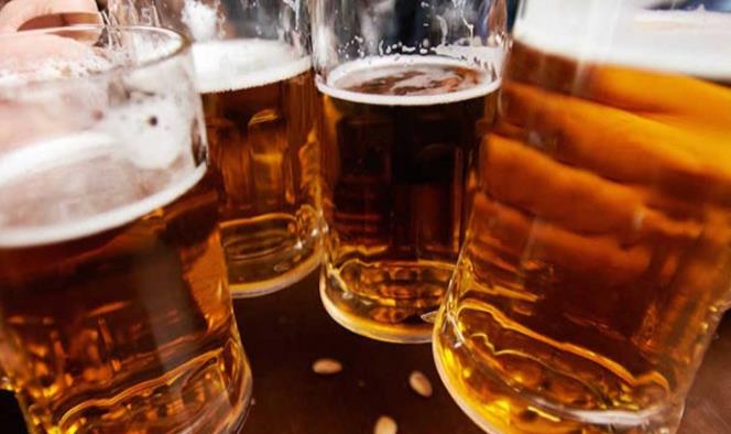 Científicos crean cerveza antigua con levadura milenaria