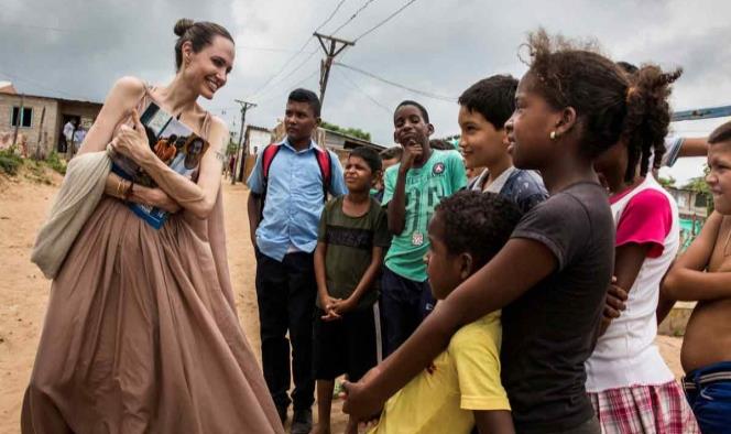Angelina Jolie pide ayuda para niños venezolanos; 20 mil podrían ser apátridas