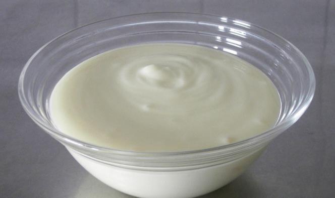 Tomar yogurt puede disminuir riesgo de desarrollar cáncer: estudio