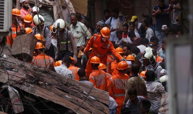 Derrumbe de edificio en India deja al menos 7 muertos