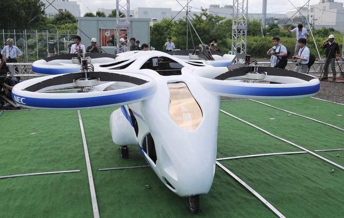 Presentan un automóvil volador en Japón