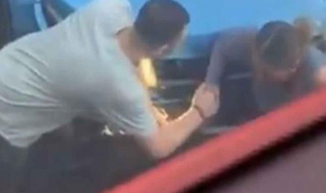 Conductor enfurecido de 23 años atropella a mujer en Londres