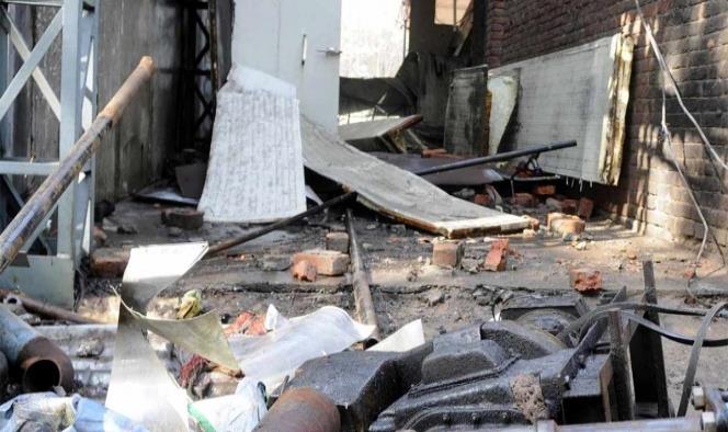 Explosión en fábrica deja al menos 12 muertos en India