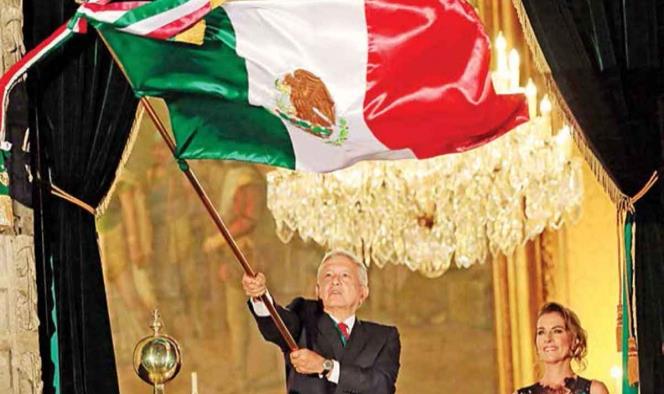 López Obrador da Grito histórico; Presidente ofrece la arenga más larga