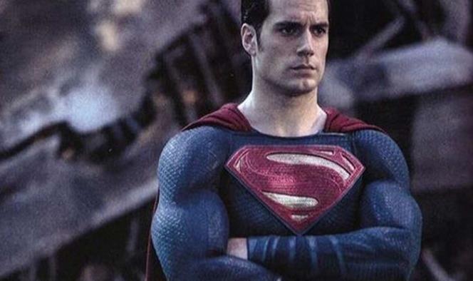 Superman revelará a fin de año que él es Clark Kent
