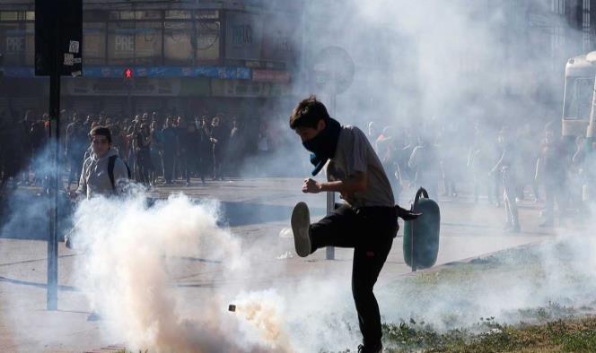 Aumentan a 11 los muertos por disturbios en Chile