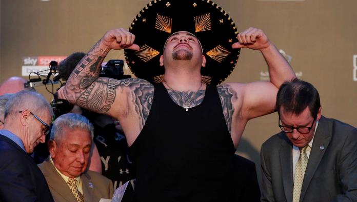 Andy Ruiz le pone color al pesaje