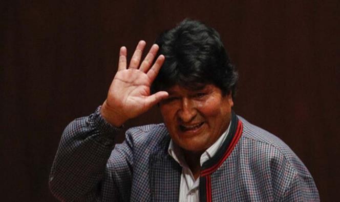 Evo Morales abandona México en vuelo comercial rumbo a Cuba