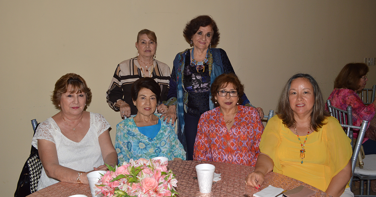 Club de Damas Campestre Disfrutan del festejo de las Mamás