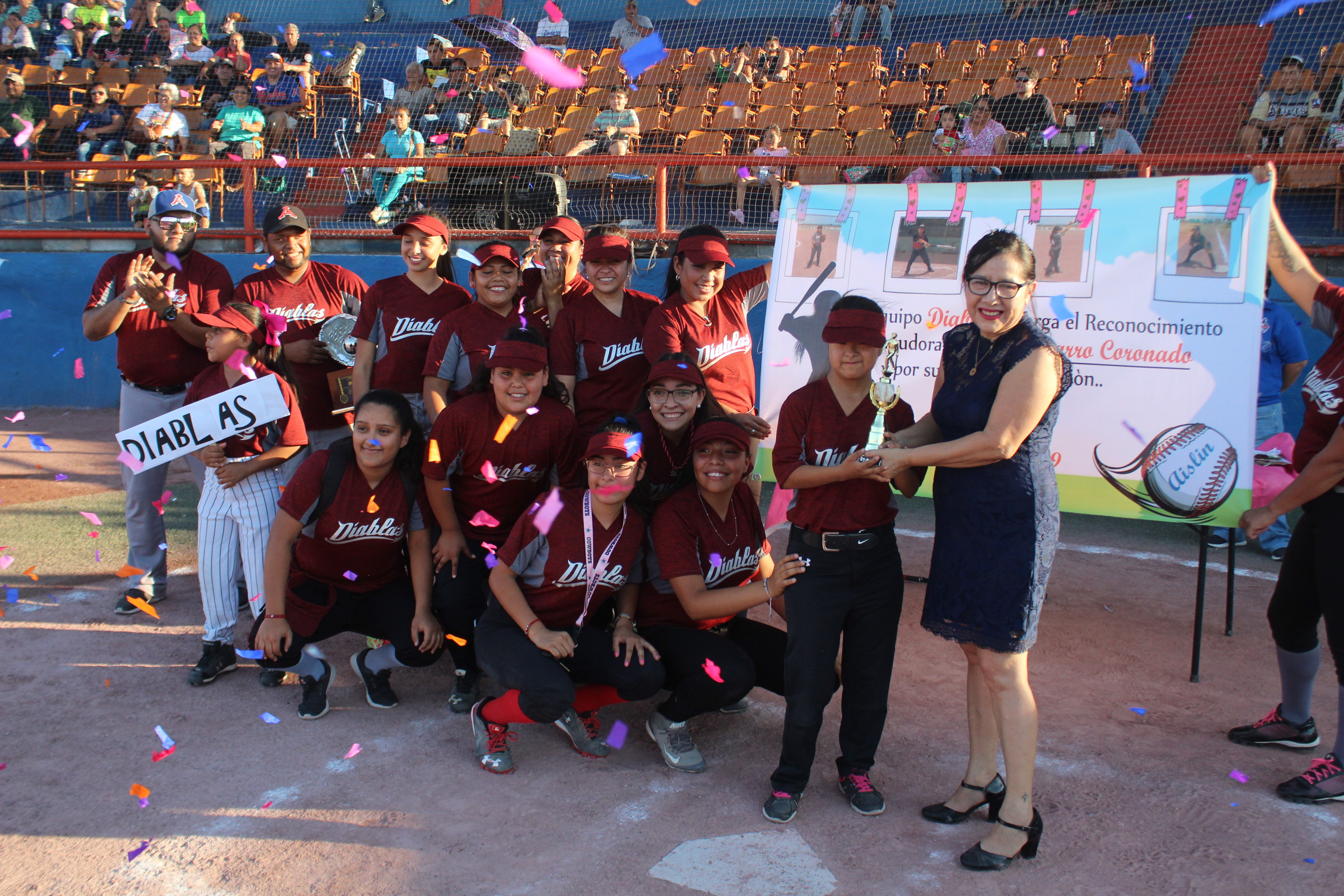 Inauguran la liga municipal femenil