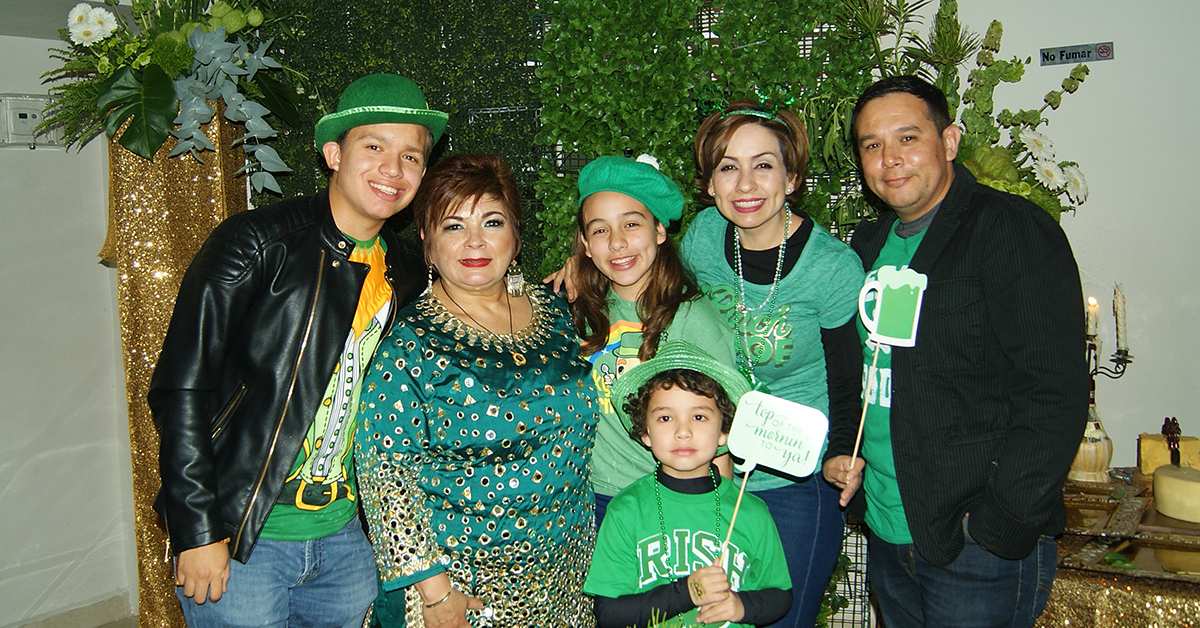 Patricia Garza Lara de Castillo festeja en grande sus 60 años