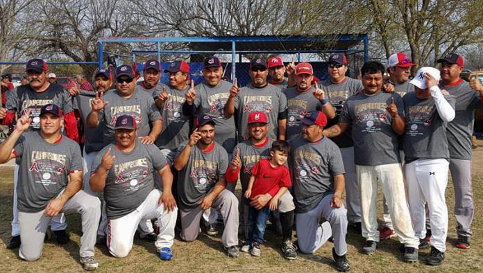 Los Indios campeones de la Liga Mayor de Béisbol de Veteranos
