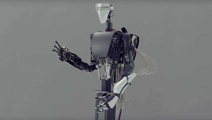 VIDEO: Inventan en Japón un robot-avatar