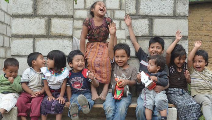 Guatemalteco le pone una causa social al Kiki Challenge y la Red se emociona