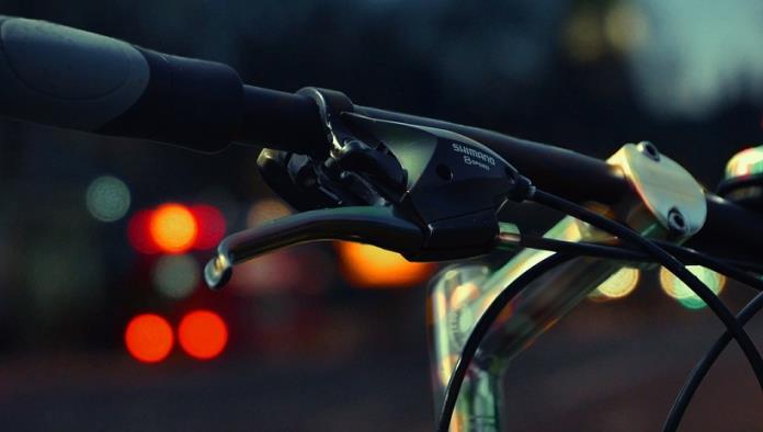 Buscan a asesino en serie de bicicletas que pone en peligro la vida de ciclistas