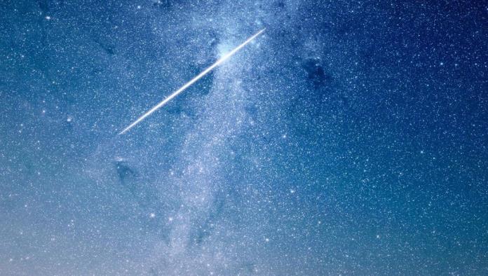 Es simplemente inspirador: capta el momento exacto de la explosión de un meteoro (FOTOS, VIDEO)