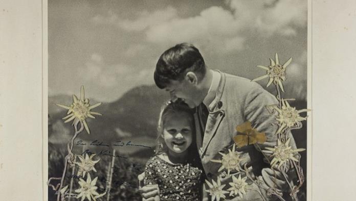 La hija del Fuhrer: EE.UU. subasta una foto de Hitler abrazando a una niña judía