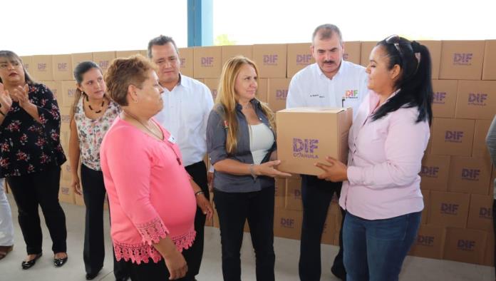 Entrega DIF 2 mil 700 apoyos alimentarios en la región centro