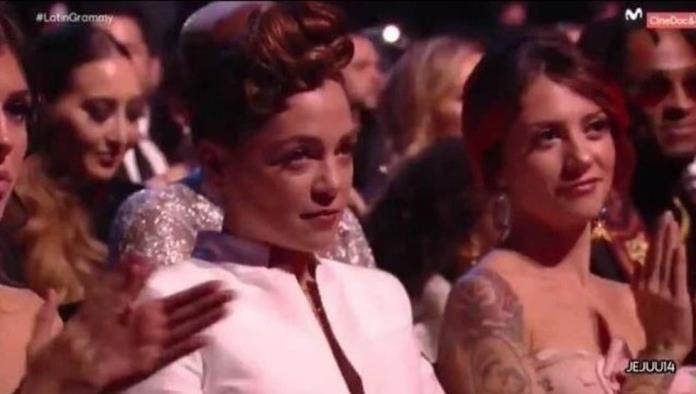 Natalia Lafoucarde se disculpa con Maluma por hacerle gestos en los Latin Grammys 2018